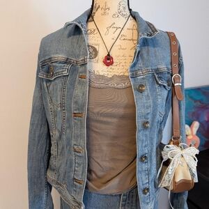 Blue Denim Jean Jacket / Size Medium
